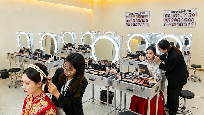 1760512248826919.jpg 3.jpg